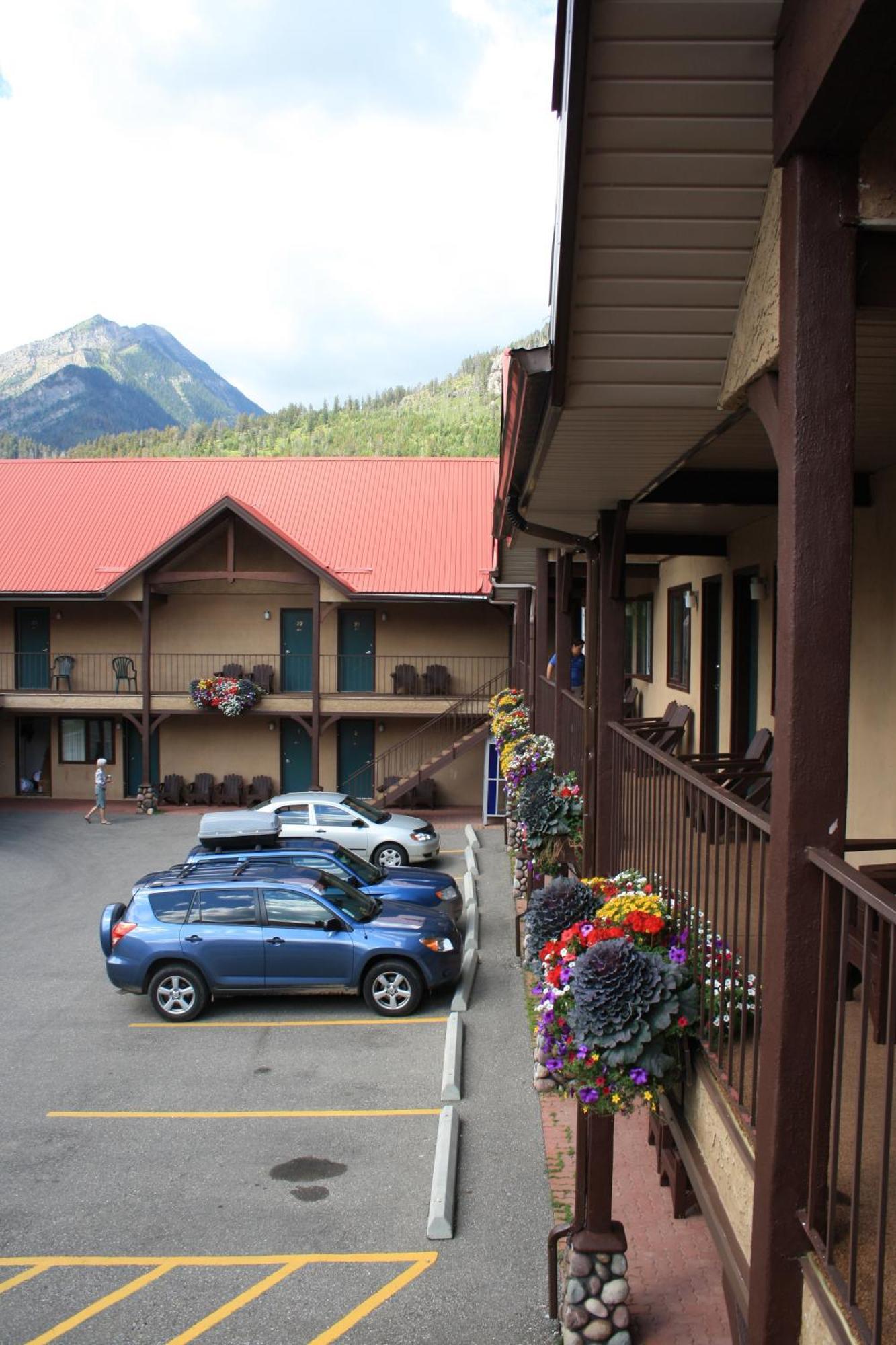 Aspen Village Waterton Park Exterior foto