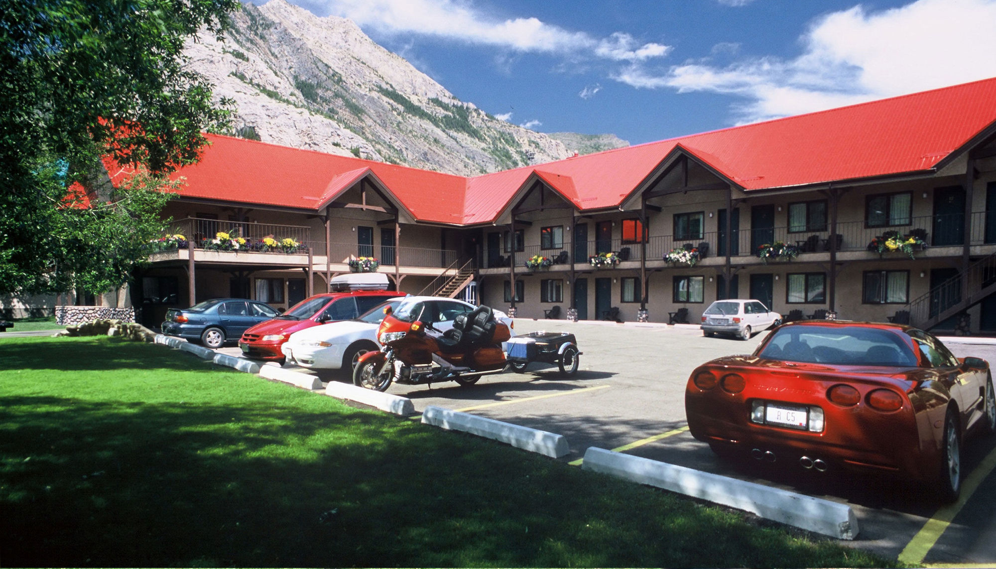 Aspen Village Waterton Park Exterior foto